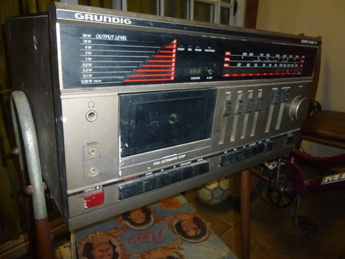 Grundig Cc-340 Centro Musical Radio Y Giradiscos 