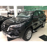 Toyota Hilux Sw4 Srx 2.8 D-4d Tbo Dies 5ug L4x4 Aut. 0km2023