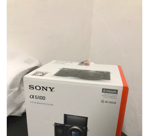 Sony Alpha 6100 Ilce-6100 Sin Espejo Color  Negro