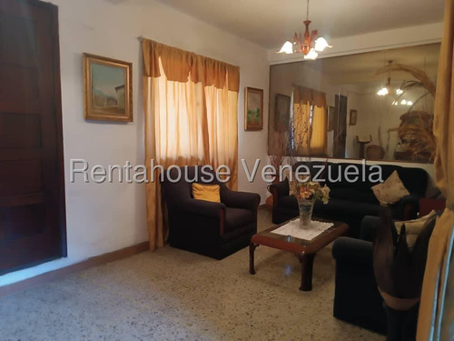 Casa En Venta Catia 25-10540 Fabricio Liaz - Imagen 3