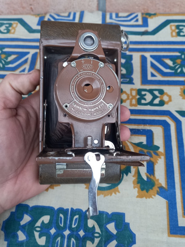 T- Kodak Rainbow Hawkeye No. 2 Folding Camera Mod. C - U.s.a