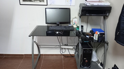 Mesa Para Computadora E Impresora De Vidrio Y Metal Color Ne