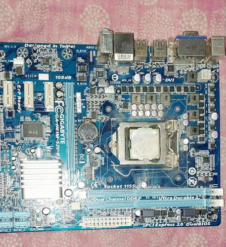 Gigabyte Ga-h61m-s2v-b3 Con Procesador Intel I3 2120