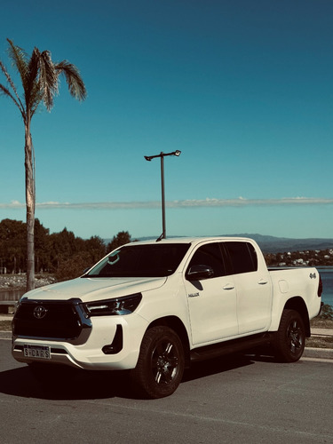 Toyota Hilux 4x4 Srv At