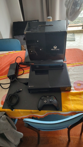 Xbox One Fat Day One 