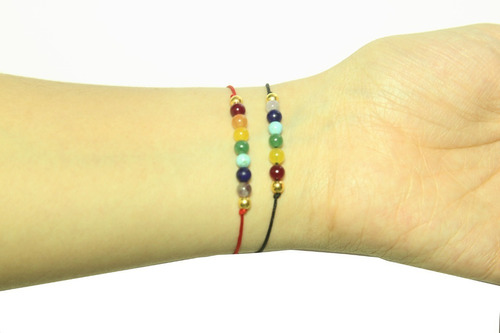 Pulsera 7 Chakras Hilo Rojo/negro. Cuarzos Naturales 