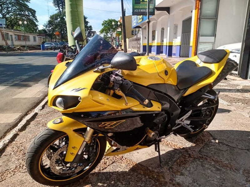 YAMAHA YZF R1