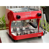 Cafetera Gaggia Ruby Pro. Es Una Máquina Moderna, Compacta.