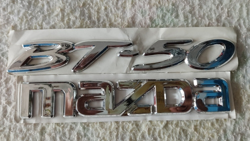 Kit Emblema Insignias Mazda Bt50 2 Piezas Foto 5