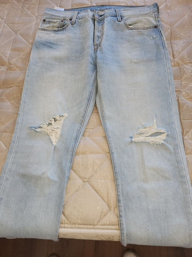 Jean Levis Modelo 501 Ct Talle 28 De Cintura Y Largo32 Recto