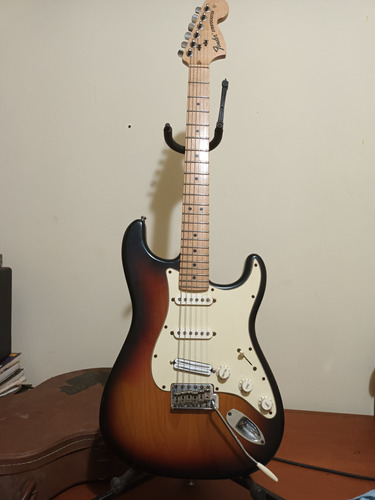 Guitarra Americana Stratocaster Ferder