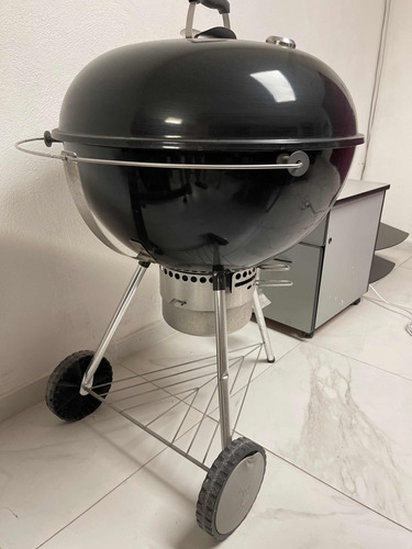 Asador Weber 27 Pulgadas Diámetro