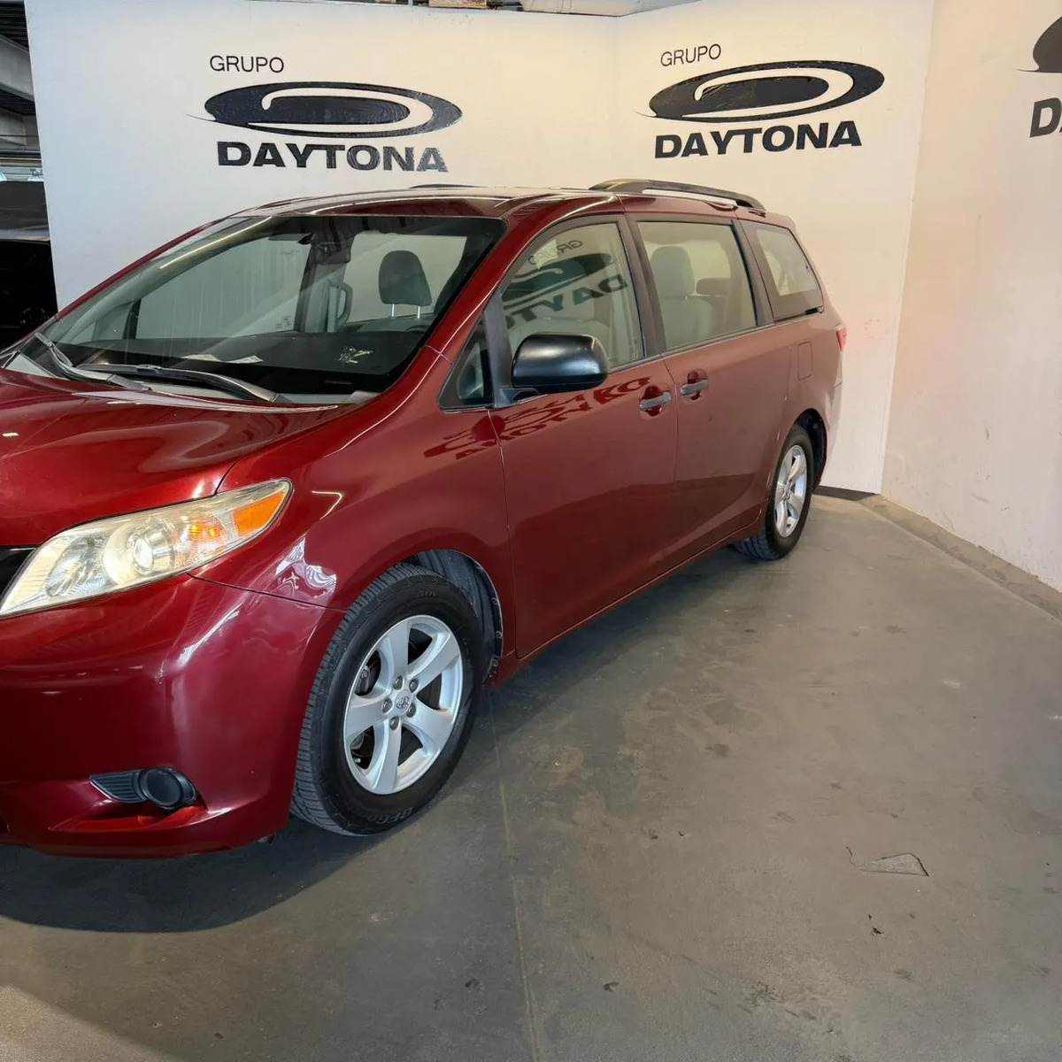 Toyota Sienna 2015