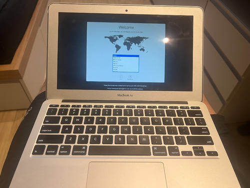 Macbook Air 11' 2015 Intel I5 4gb Ram 128gb Ssd A1465