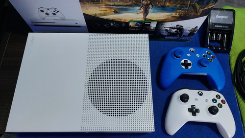 Xbox One S 1 Tb Mas 3 Joysticks, Caja Original