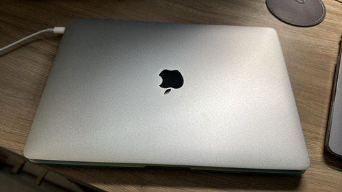 Apple Macbook Air 13,3, 8gb, Ssd 256gb -  Prata