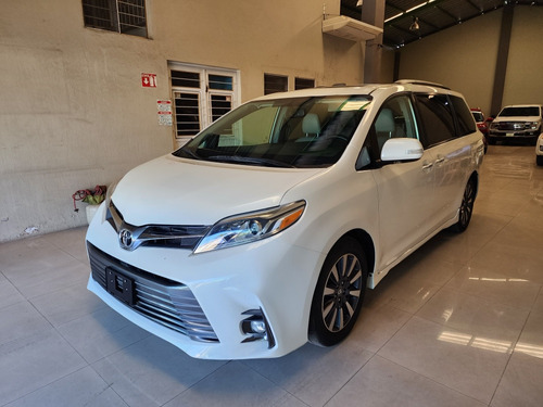 Toyota Sienna 2019 3.5 Limited At