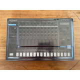 Roland Tr-8s Sintetizador & Drum Machine / Incluye Decksaver