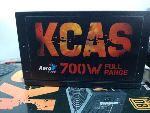 Fuente Aerocool Kcas 700w 80 Plus Bronze Pcie Sata