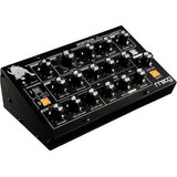 Moog Minitaur Bajo Analogo Sintetizador