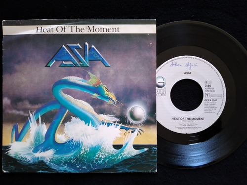 Vinilo 7 Single Asia Heat Of The Moment 1982