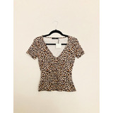 Bershka Playera Animal Print Leopardo Cuello En V