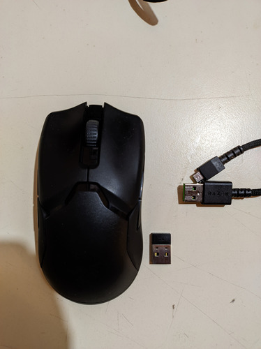 Mouse Razer Viper Ultimate Inalambrico Usado 