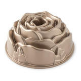 Molde Torta En Forma De Rosa Nordic Ware® Color Marrón