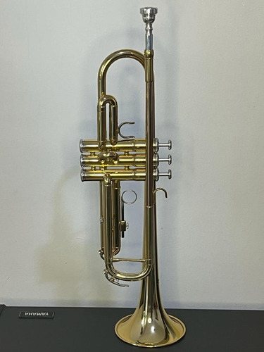Trompete Yamaha Ytr2335  Made In Japan Ótimo Estado 