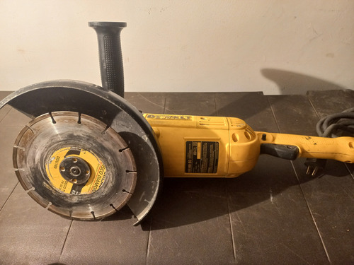 Pulidora Dewalt Dwe490-b3 9'' 2200w 6500 Rpm