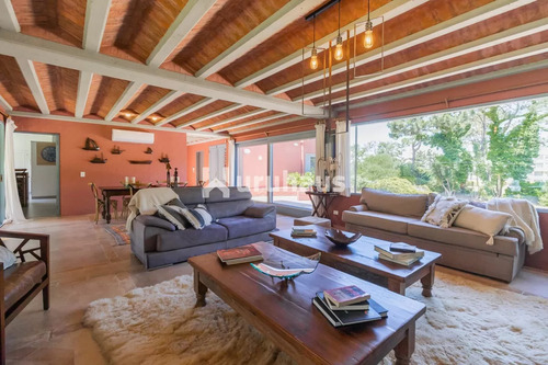 Casa En Venta En Rincon Del Indio 5 Dormitorios - Imagen 4