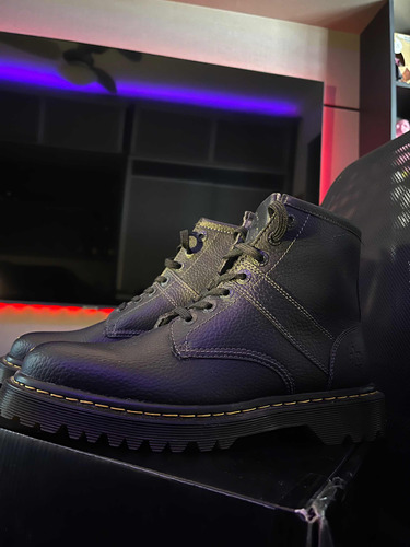 Coturno Doctor Martens