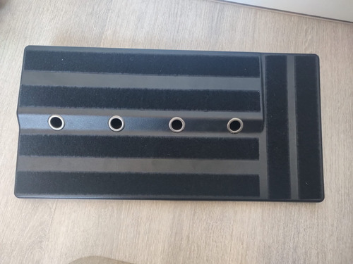 Pedalboard 50x25cm (espaço Para Fonte E Cabeamento Interno)