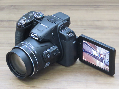 Câmera Digital Nikon P610 Zoom 60x Wi-fi Full Hd