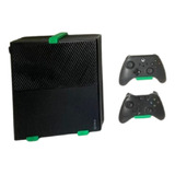 Base A Pared Xbox One Fat + 2 Soportes Para Controles Xbox