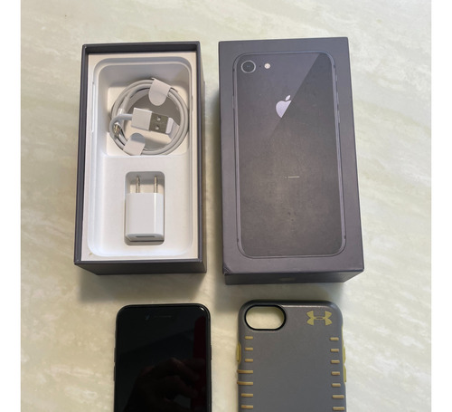 iPhone 8 Usado Negro. Capacidad De Bateria 85%. Oportunidad