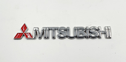 Emblema Letras Mitsubishi Signo Lancer Panel L300 Foto 3