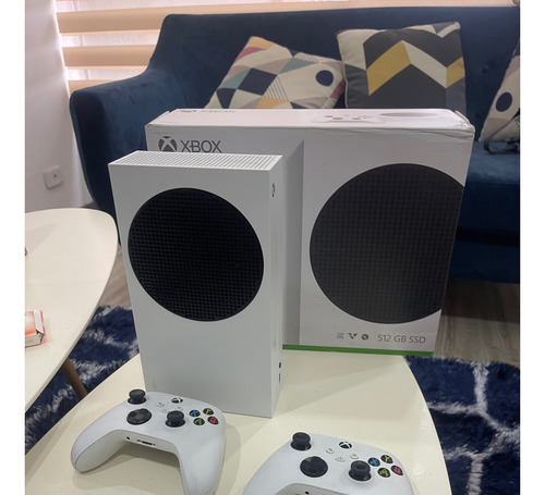 Xbox Series S 512gb Ssd Color Blanco + Control Extra