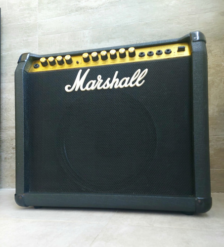 Amplificador Marshall Valvestate 8040