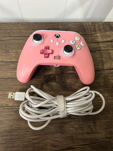 Control Para Xbox One Powera Alámbrico Y Ergonómico Rosa