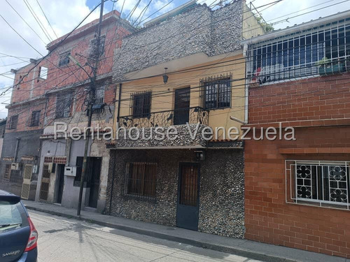 Casa En Venta Catia 25-10540 Fabricio Liaz