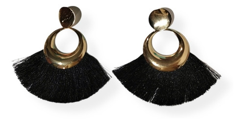 Aretes Largos Pompones Negros Hilos Metálicos Fantasía Elega