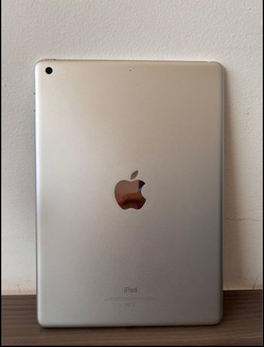 iPad Gris Espacial Con Pantalla De 9,7 Pulgadas, Wifi, 32 Gb