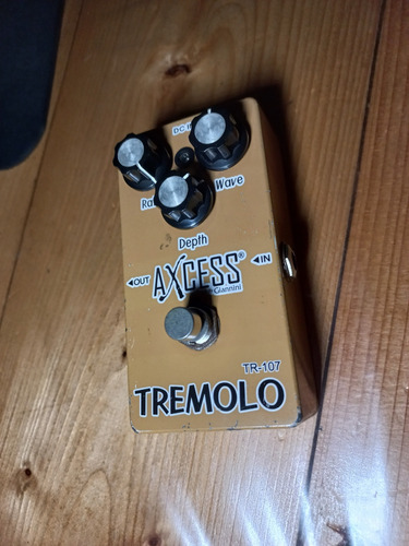 Pedal Tremolo Axcess