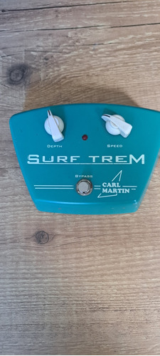 Pedal Tremolo - Surf Trem - Carl Martin