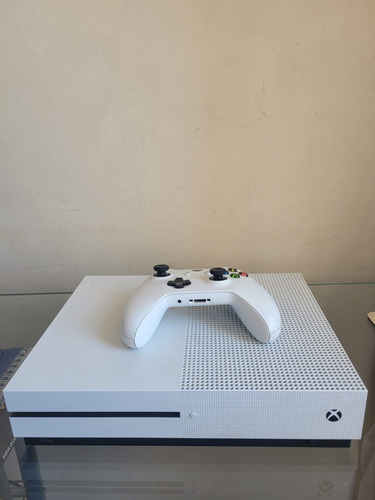 Xbox One S 1tb Branco, 1 Controle E Jogos.usado Apenas Por 