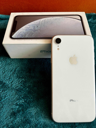 iPhone XR