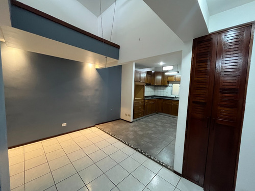 Alquilo Apartamento En Los Lagos 2 Heredia, Mide 75 M2 Incluye Internet Y Agua - Imagen 3