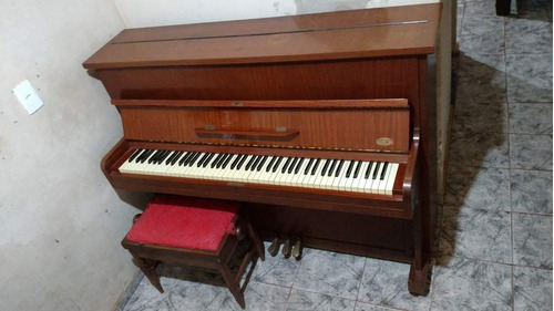 Piano Niendorf Alemão 