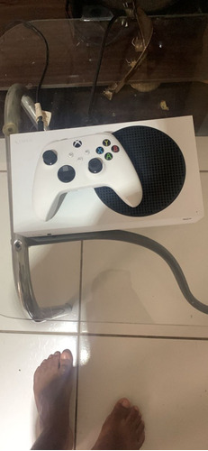 Xbox Serie S1tb1 Controle 4 Jogos E Já Vai O Fifa 24